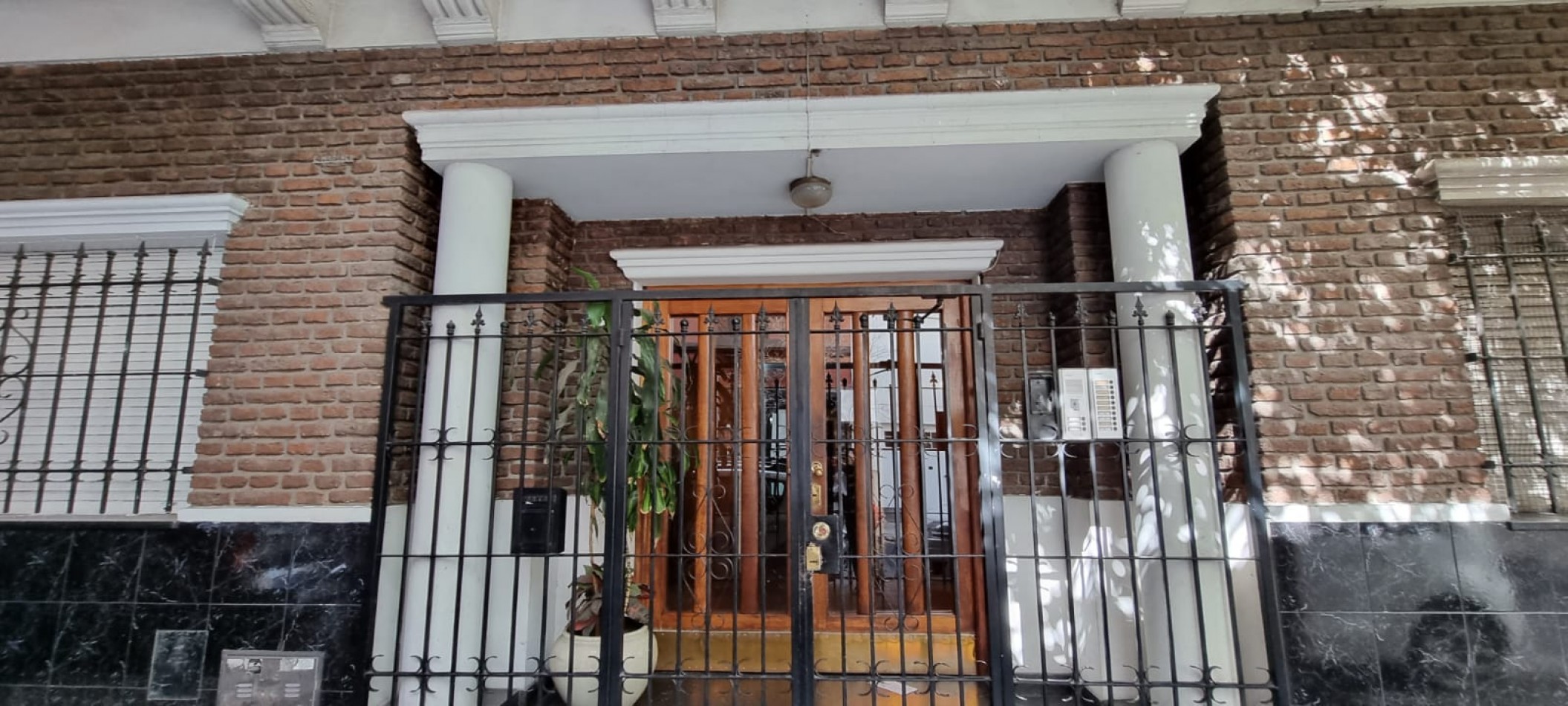 Venta Depto Tipo Ph 3 Amb c/Dependencia y Dos Patios en Almagro
