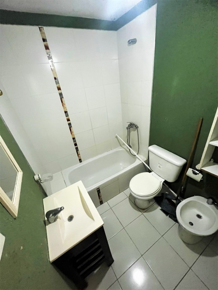 En Venta Depto Monoambiente C/ Balcon En Constitucion