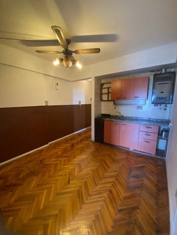 Alquiler monoambiente dividido en Lascano 2000, Paternal.