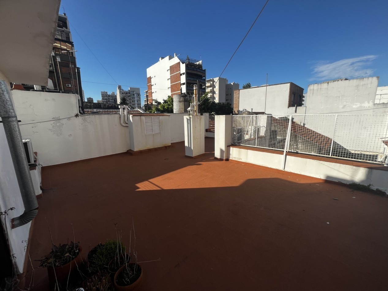 Alquiler PH de 4 amb con terraza en Av. Triunvirato 4300, Villa Urquiza.