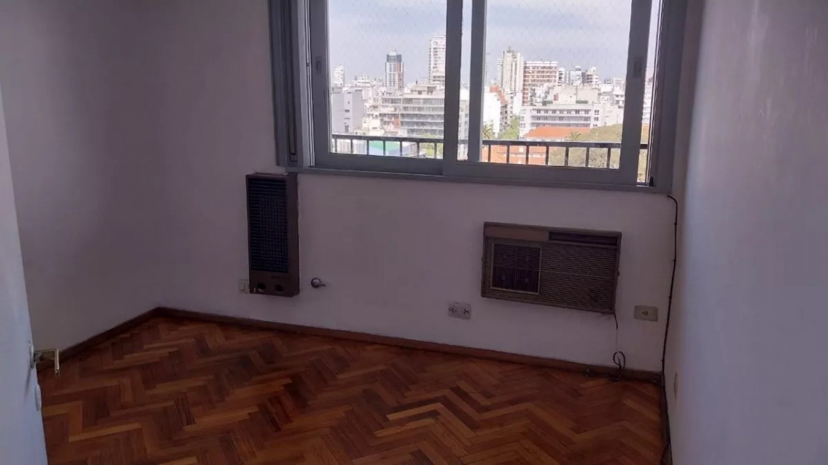 Venta depto 3 amb con balcon en Charcas 3100, Recoleta.