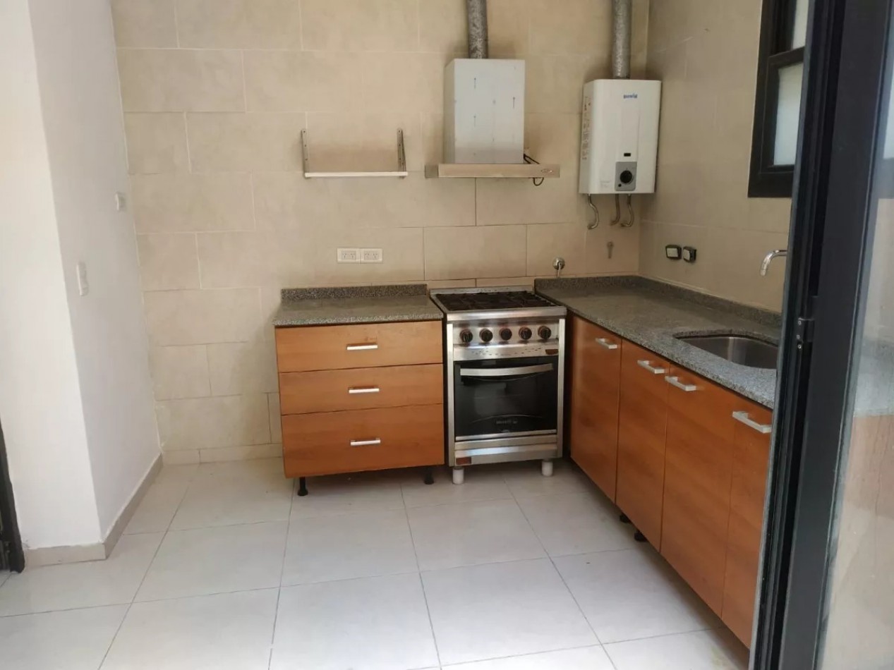 Venta PH 3 amb con patio y terraza en Muñecas 1000, Villa Crespo