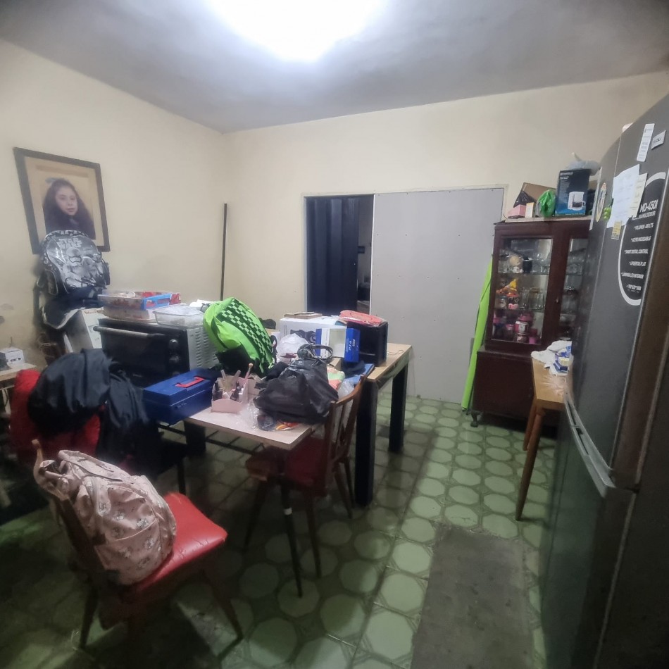 Casa de 5 amb con cochera y local en Chilavert 1500, Nueva Pompeya