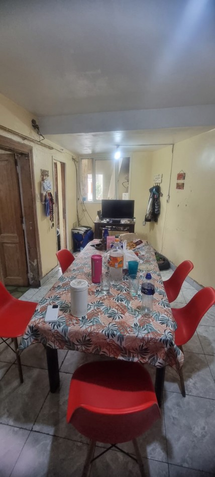Casa de 5 amb con cochera y local en Chilavert 1500, Nueva Pompeya