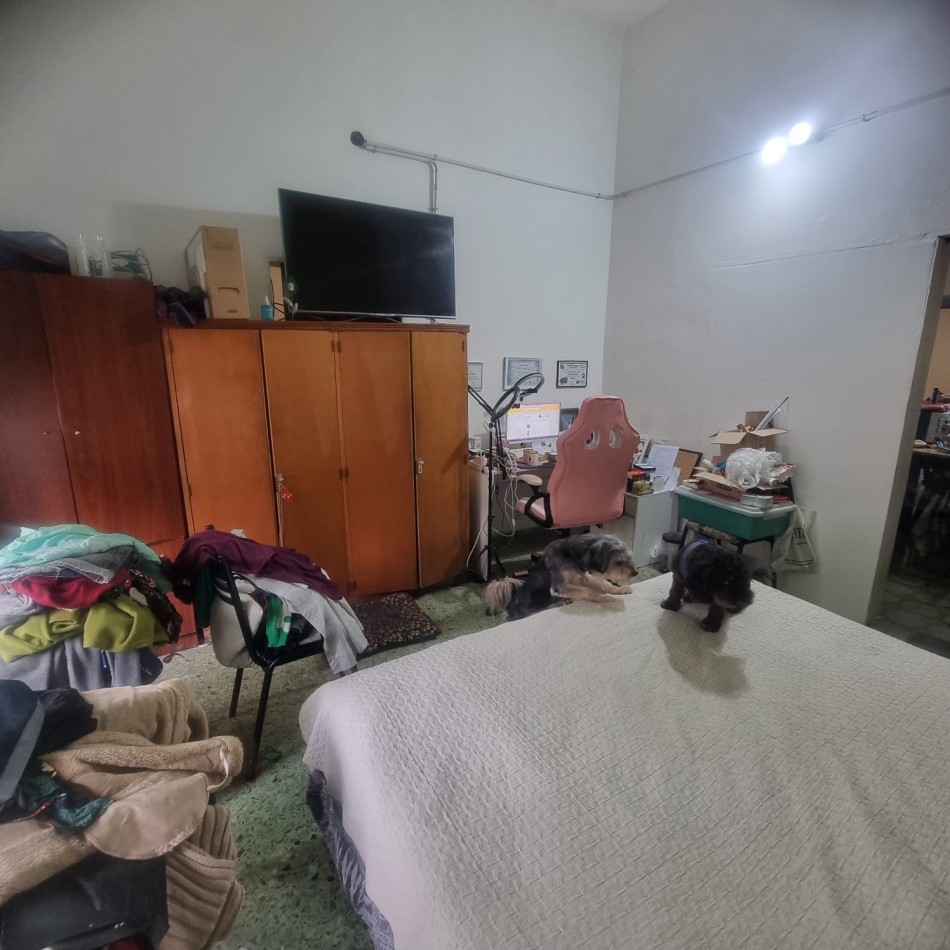 Casa de 5 amb con cochera y local en Chilavert 1500, Nueva Pompeya