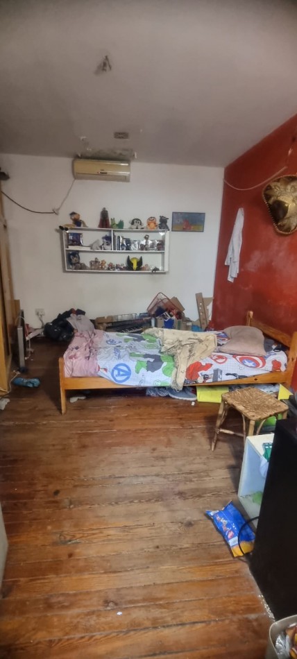 Casa de 5 amb con cochera y local en Chilavert 1500, Nueva Pompeya