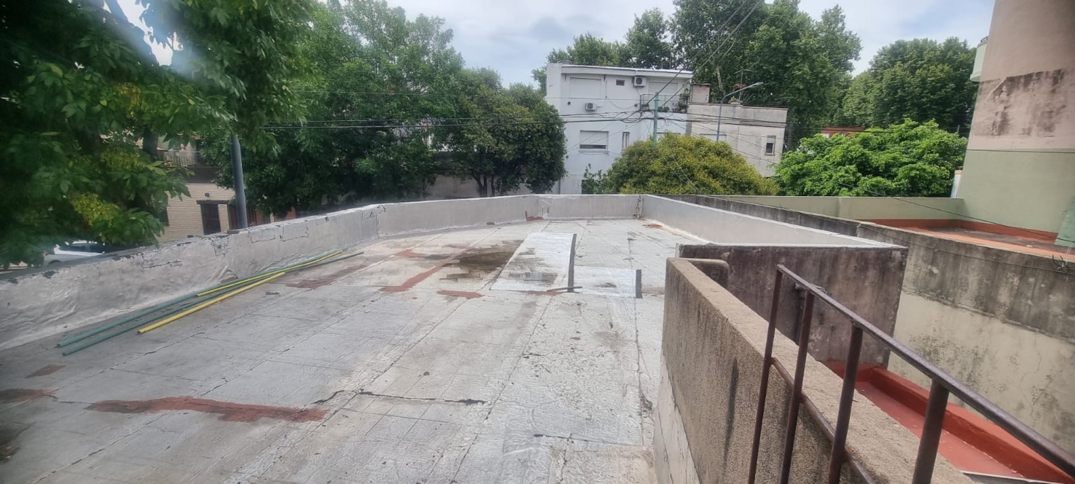 Casa de 5 amb con cochera y local en Chilavert 1500, Nueva Pompeya