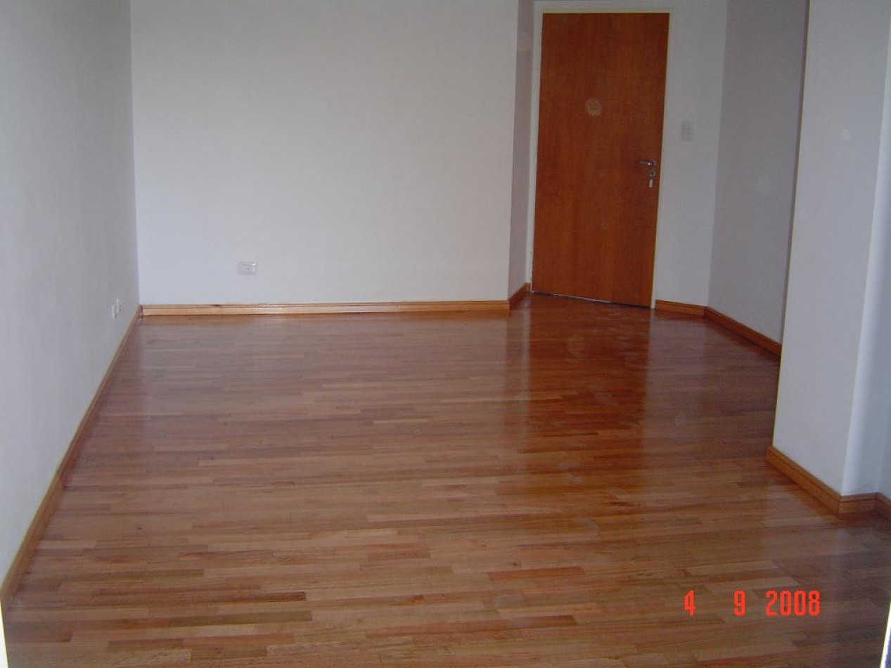 Departamento con balcon en la Av. Directorio 3200, Floresta