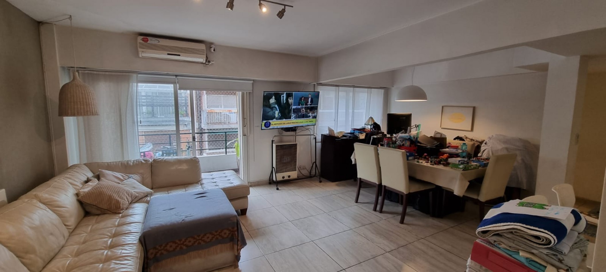 Venta departamento 4 ambientes con balcon en Mendoza 2600, Belgrano