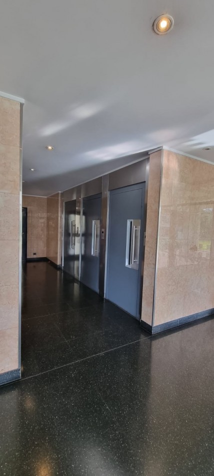 Venta departamento 4 amb con cochera en Husares 2200, Belgrano