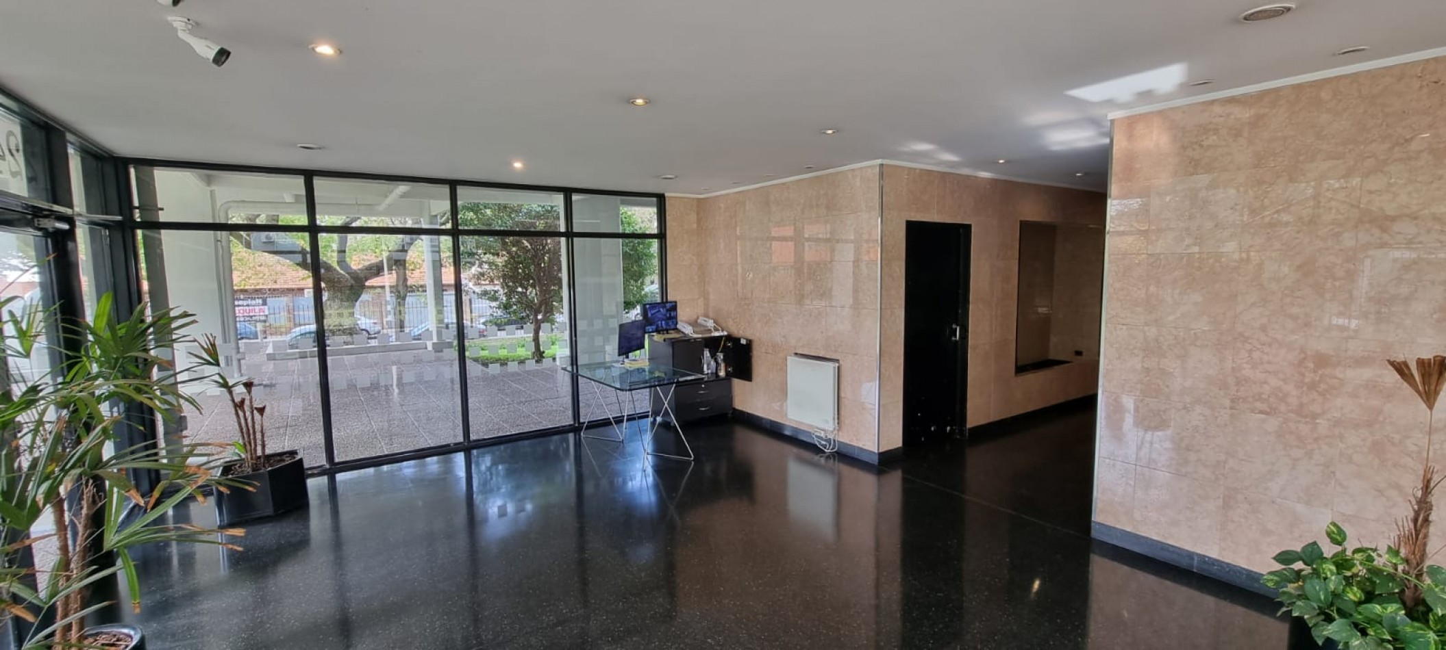 Venta departamento 4 amb con cochera en Husares 2200, Belgrano