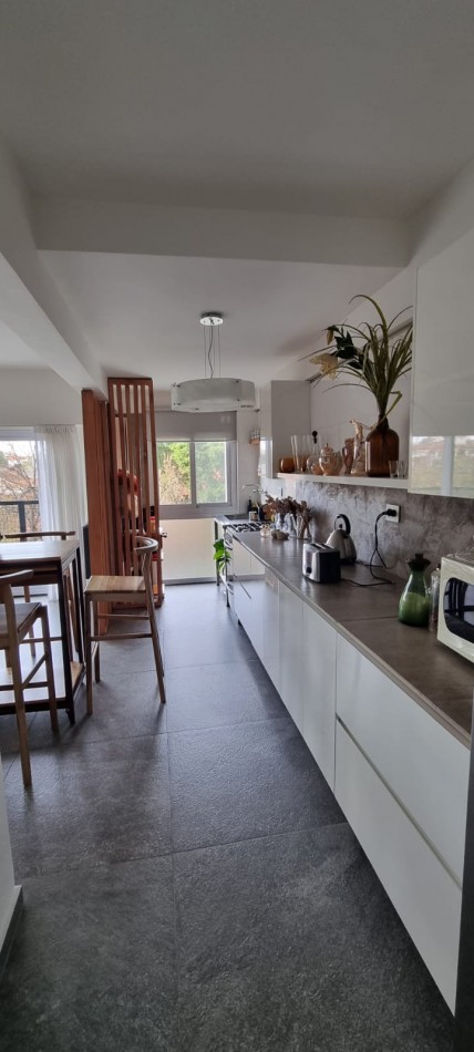 Venta departamento 4 amb con cochera en Husares 2200, Belgrano