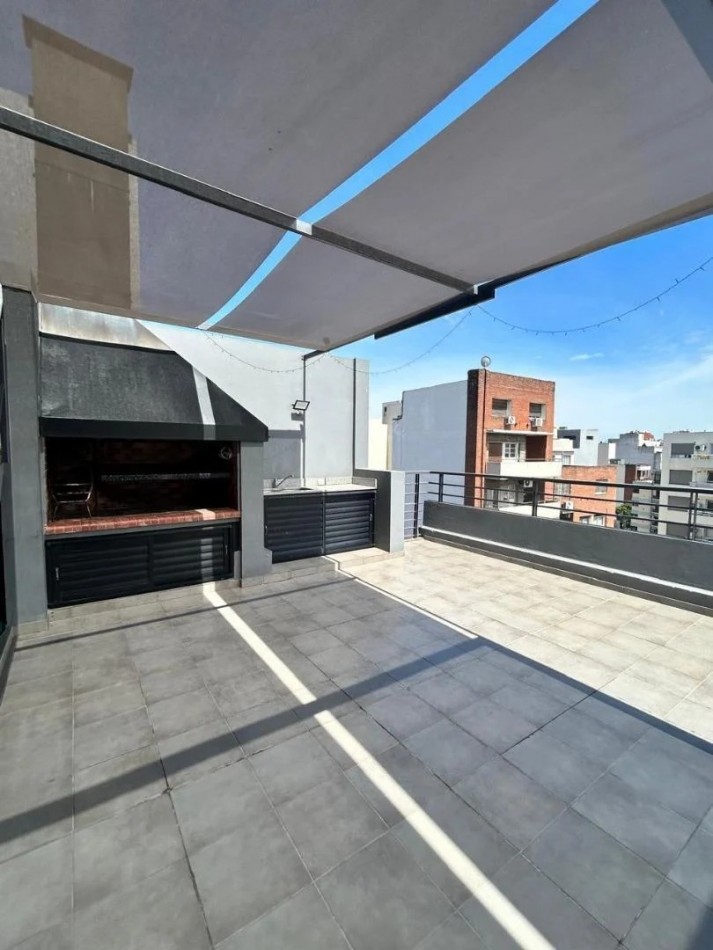 Venta depto 4 amb con balcon-terraza en G. de Laferrere 1100, Parque Chacabuco