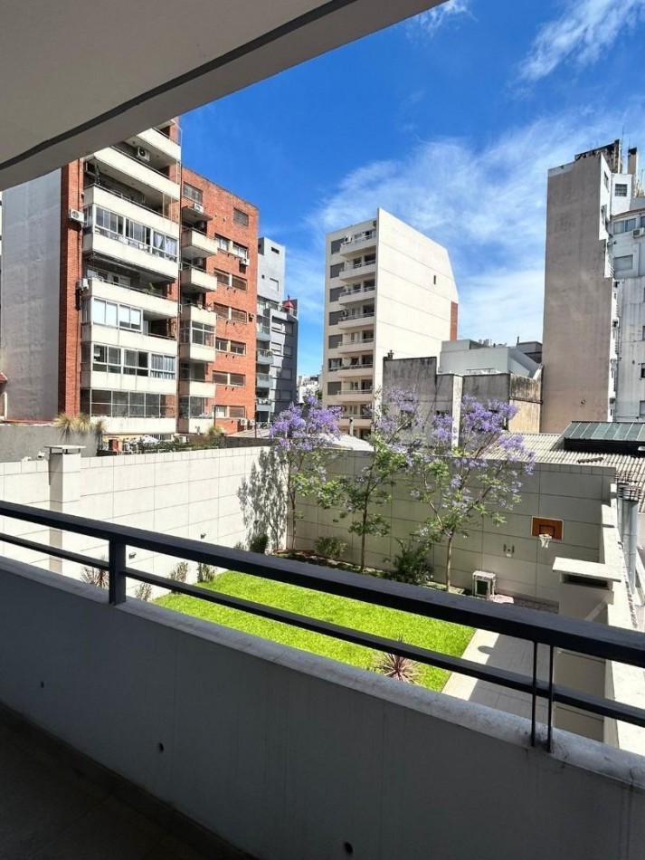 Venta depto 2 amb con balcon en G. de Laferrere 1100, Parque Chacabuco