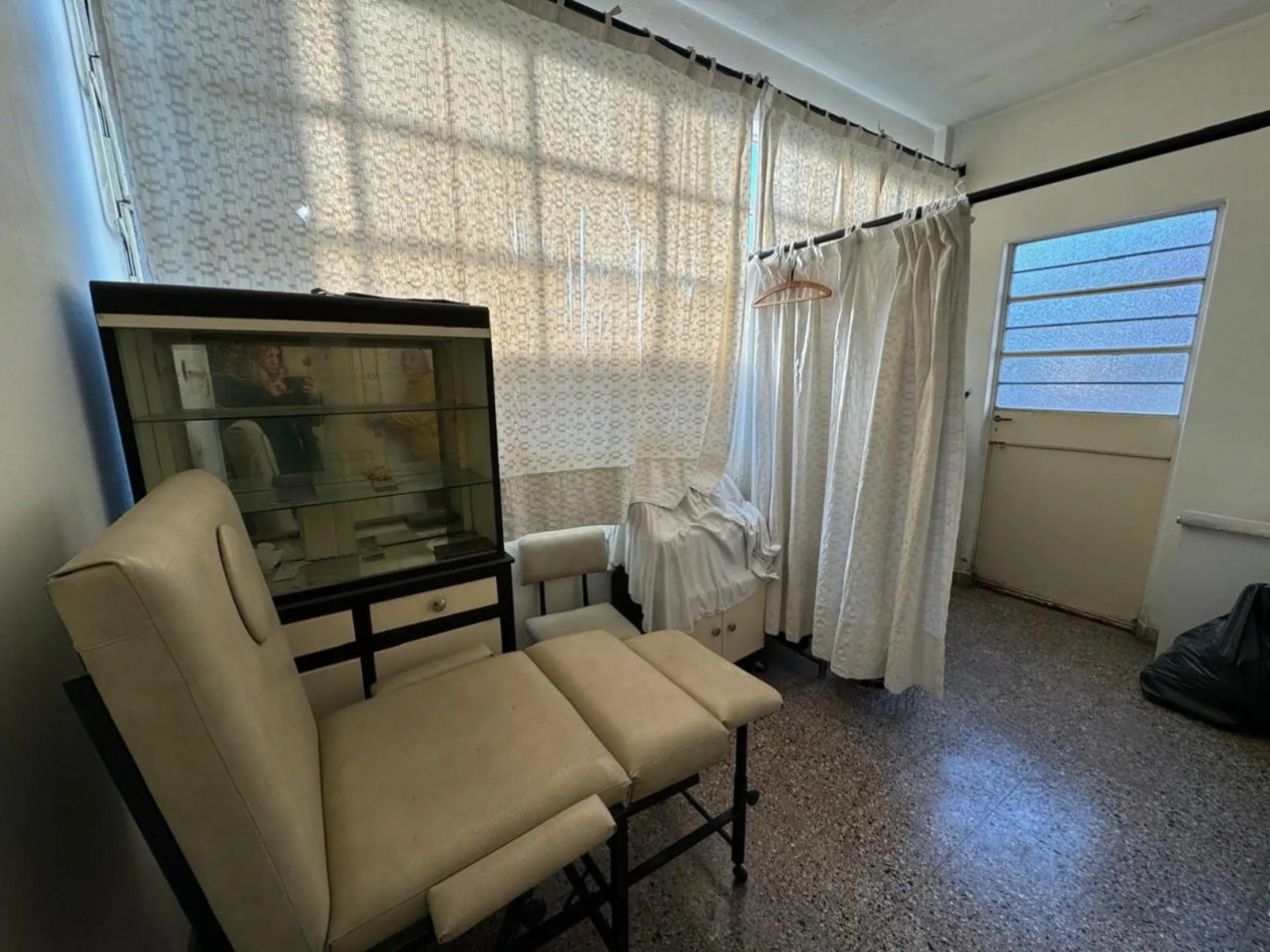 Venta Depto 4 amb con cochera en Av. Eva Peron 2800, Flores