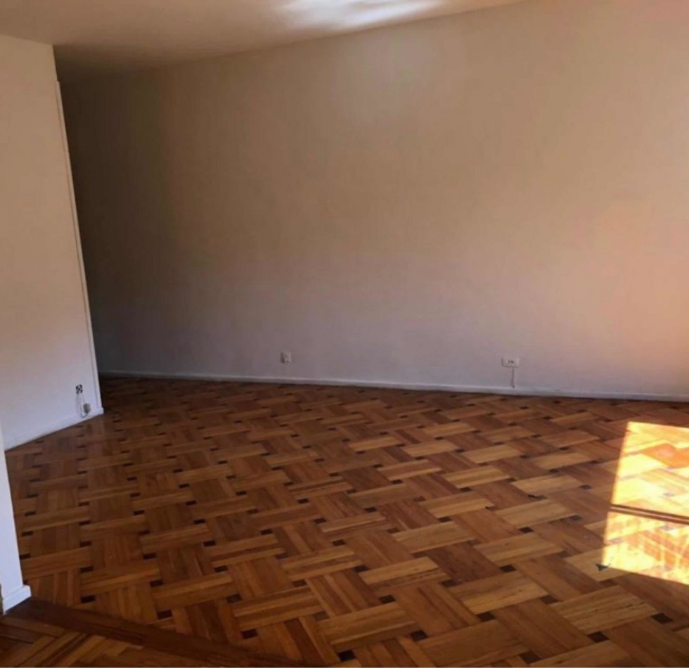 Venta Depto 4 amb con lavadero en Giordano Bruno 800, Caballito