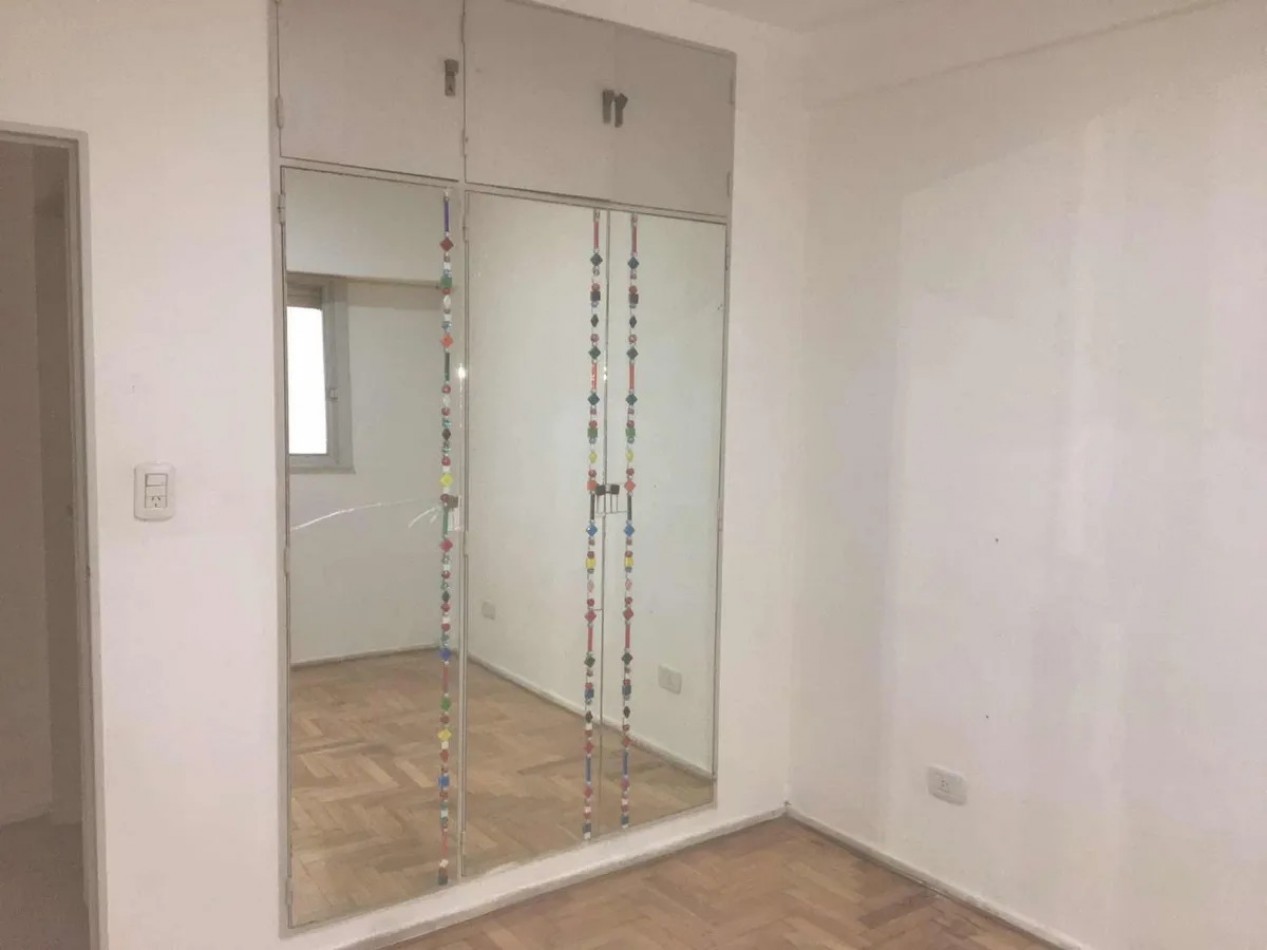 Venta departamento dos ambientes. en Jose M Moreno 800; Parque Chacabuco