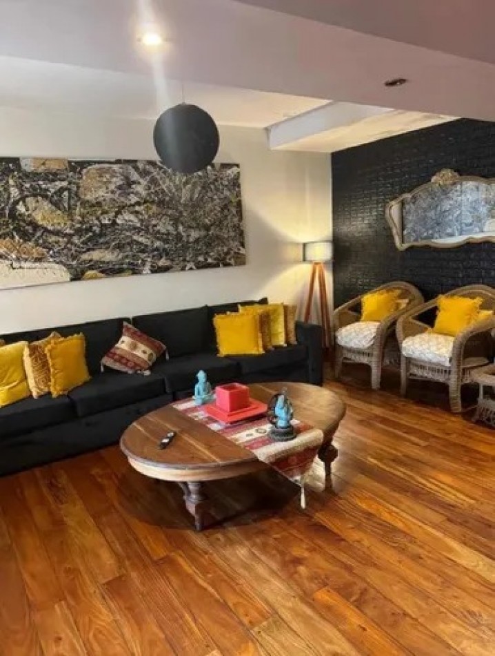 Venta Casa 6 amb en Villa del Parque, con cocheras