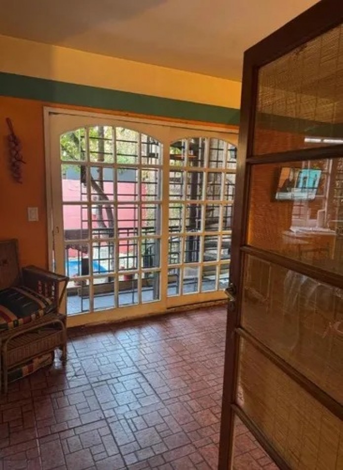 Venta Casa 6 amb en Villa del Parque, con cocheras