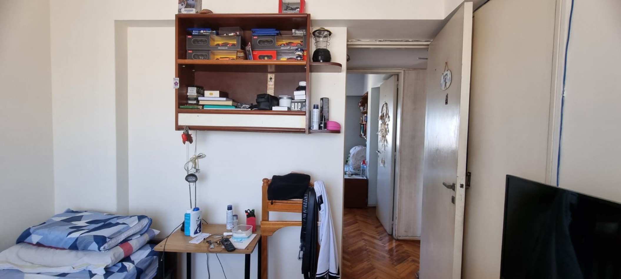 Venta  dpto 4 amb con habitacion de servicio sobre Av Rivadavia 6000, Caballito