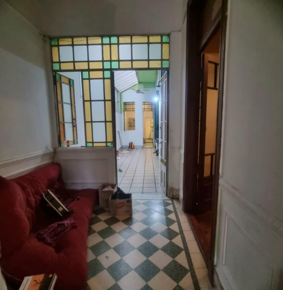 Alquiler 24 meses PH 6 Amb con Cochera Balvanera(A REFACCIONAR)