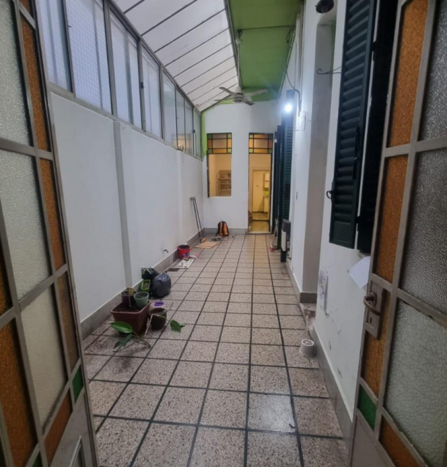 Alquiler 24 meses PH 6 Amb con Cochera Balvanera(A REFACCIONAR)