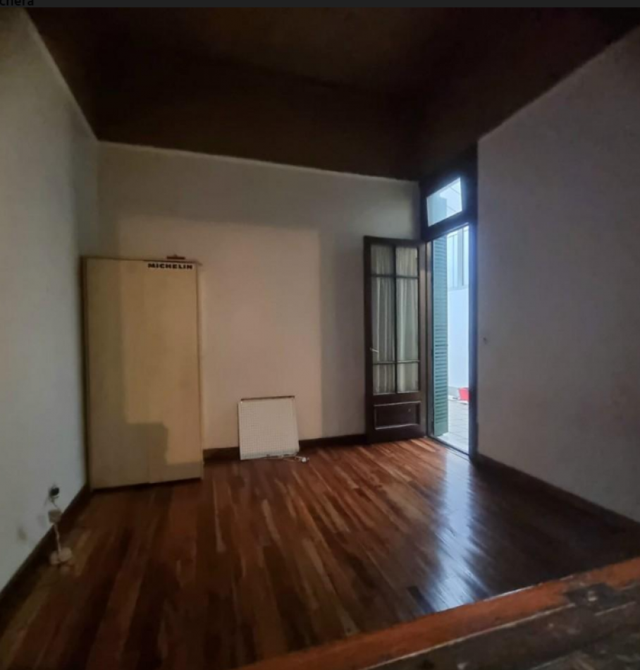 Alquiler 24 meses PH 6 Amb con Cochera Balvanera(A REFACCIONAR)