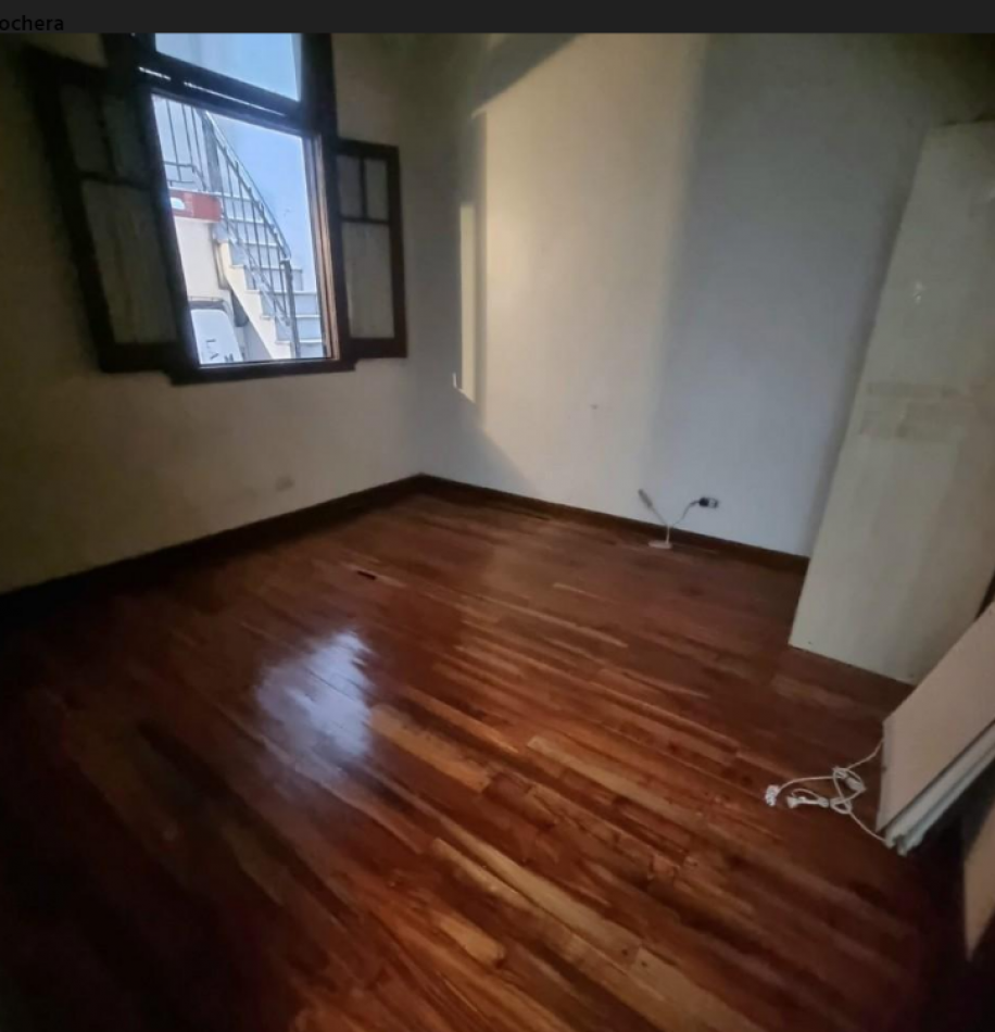 Alquiler 24 meses PH 6 Amb con Cochera Balvanera(A REFACCIONAR)