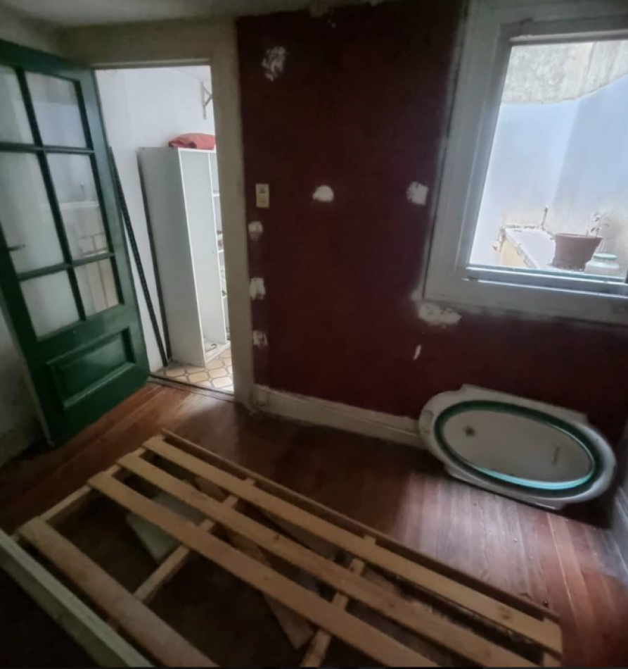 Alquiler 24 meses PH 6 Amb con Cochera Balvanera(A REFACCIONAR)