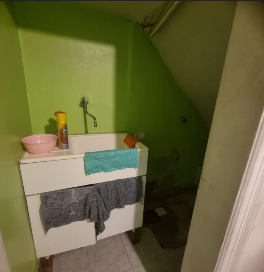 Alquiler 24 meses PH 6 Amb con Cochera Balvanera(A REFACCIONAR)