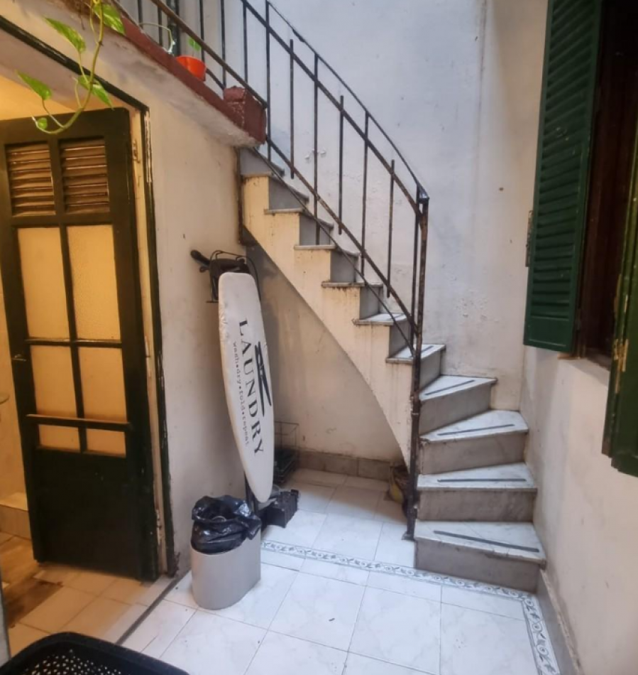 Alquiler 24 meses PH 6 Amb con Cochera Balvanera(A REFACCIONAR)