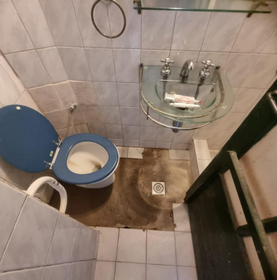 Alquiler 24 meses PH 6 Amb con Cochera Balvanera(A REFACCIONAR)