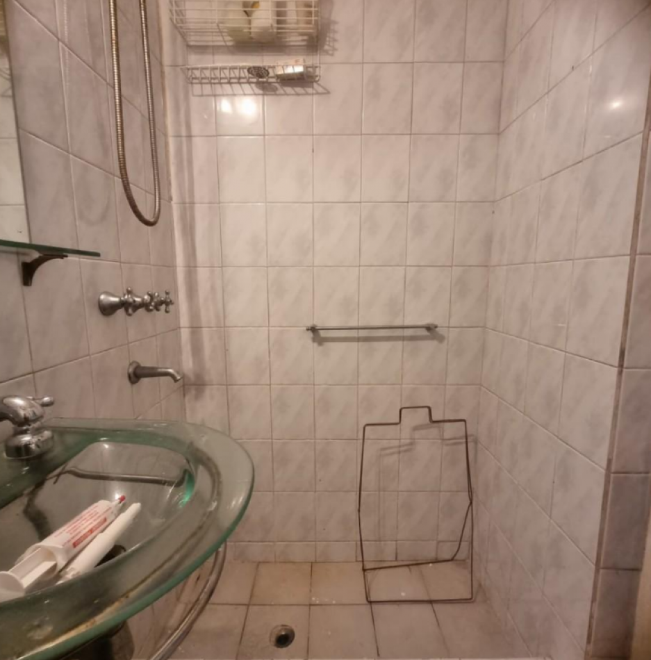 Alquiler 24 meses PH 6 Amb con Cochera Balvanera(A REFACCIONAR)