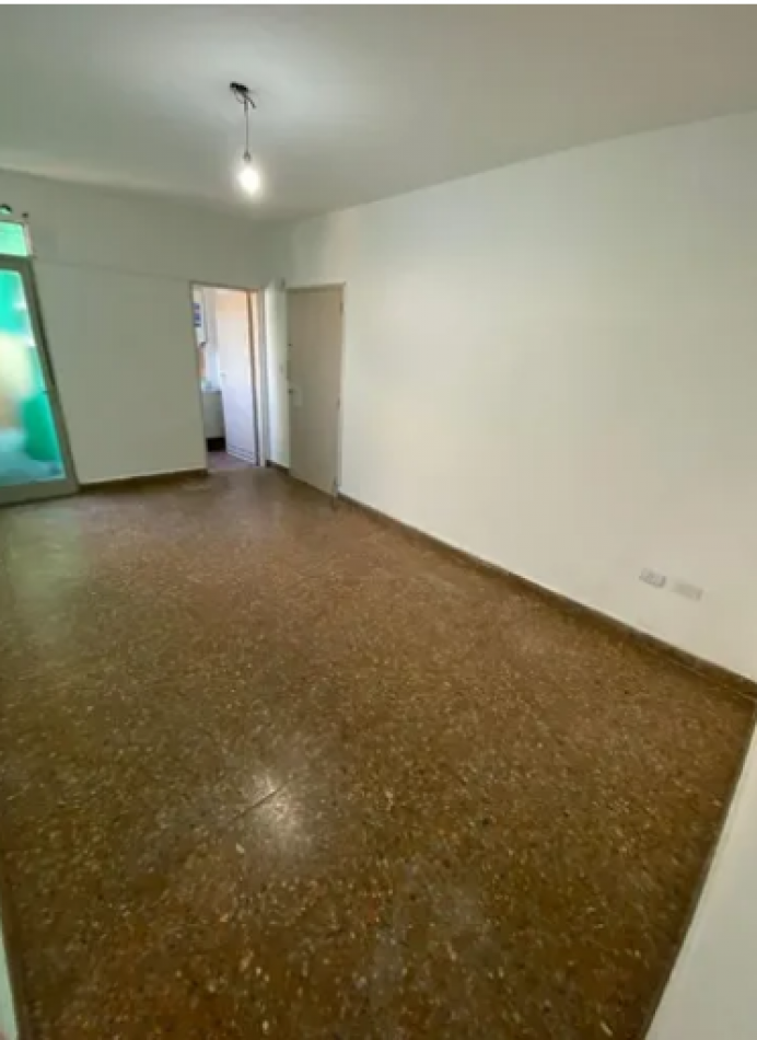 Departamento 3 amb en venta Campana 400,Flores.