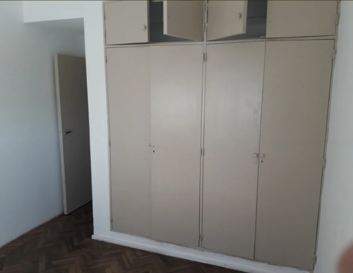 Departamento 3 amb en venta Campana 400,Flores.