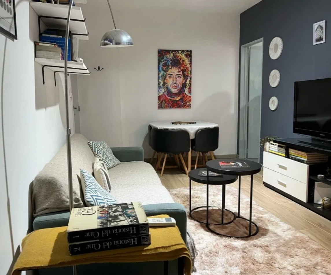 Venta departamento 2 ambientes con patio en Caballito