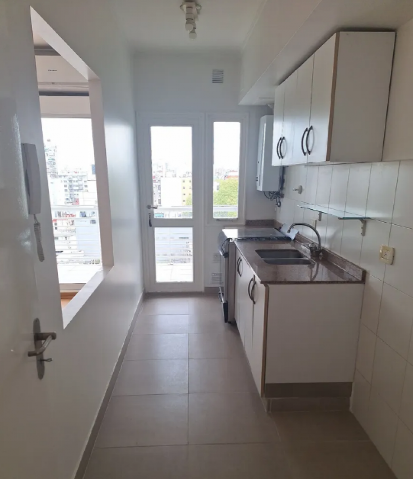Venta departamento 2 ambientes con cochera en Yerbal 2600, Flores