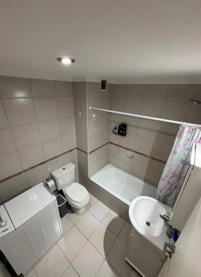 VENTA MONOAMBIENTE CON BALCON AL FRENTE EN PARQUE CHAS, C.A.B.A.