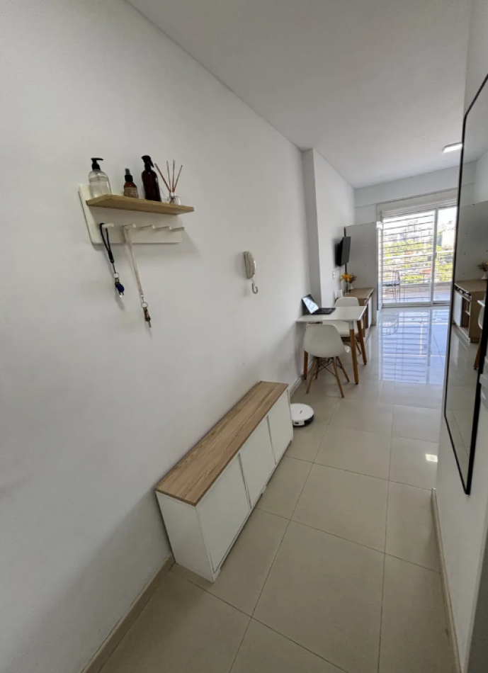 VENTA MONOAMBIENTE CON BALCON AL FRENTE EN PARQUE CHAS, C.A.B.A.