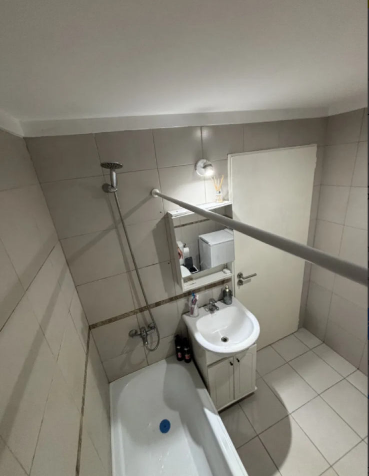 VENTA MONOAMBIENTE CON BALCON AL FRENTE EN PARQUE CHAS, C.A.B.A.