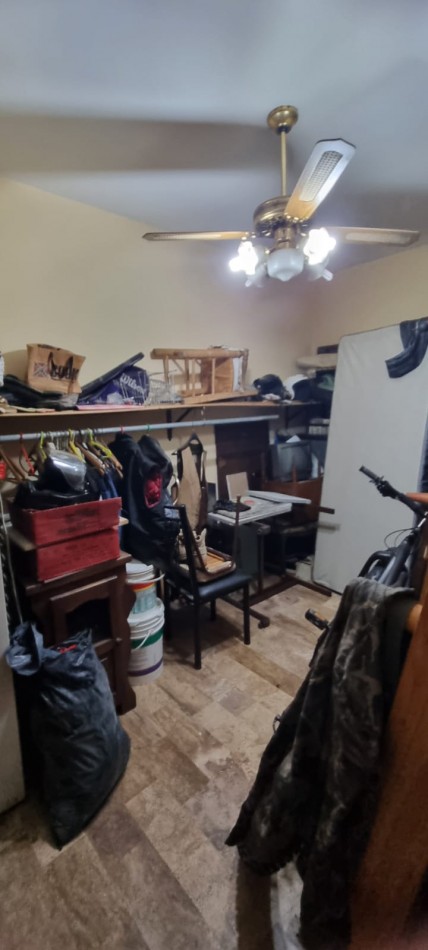 Venta ph tipo casa 4 ambientes con garage en Flores