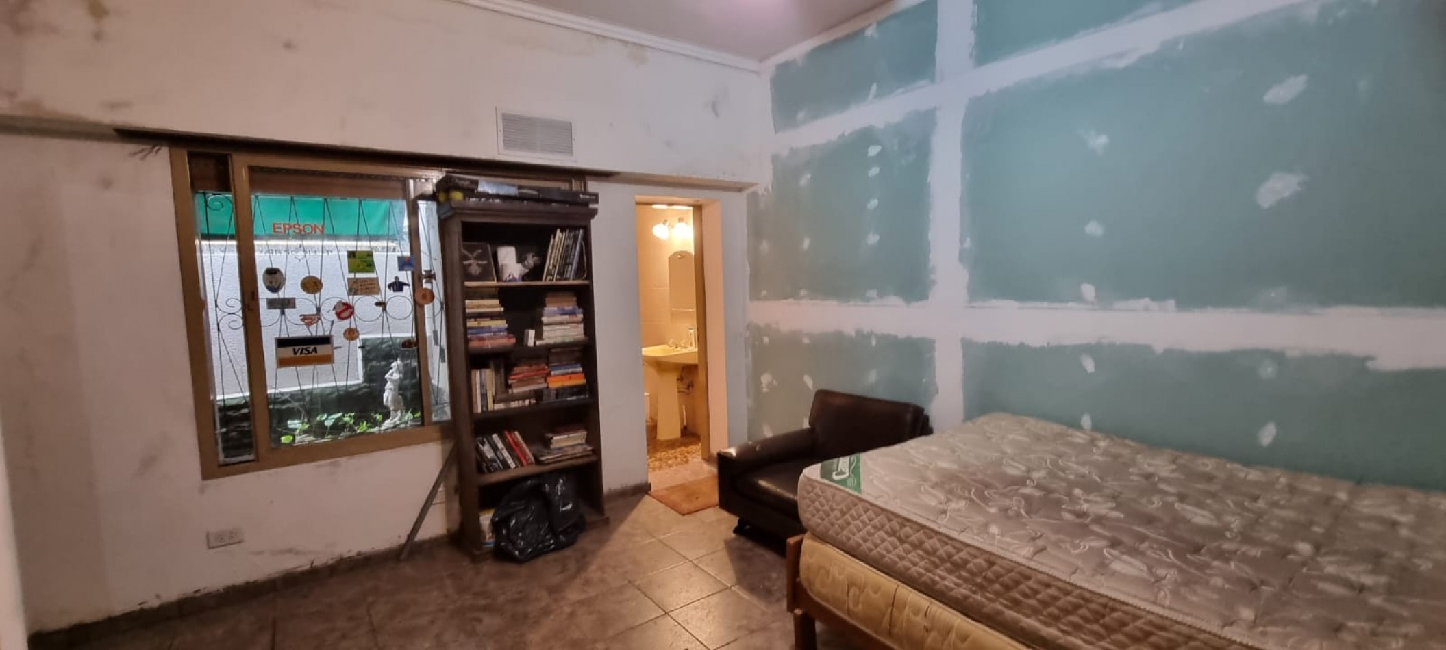 Venta ph tipo casa 4 ambientes con garage en Flores