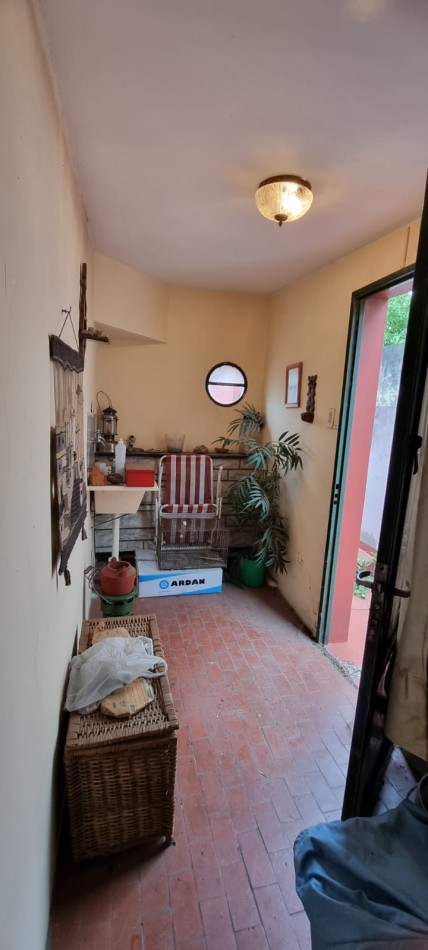 Venta ph tipo casa 4 ambientes con garage en Flores