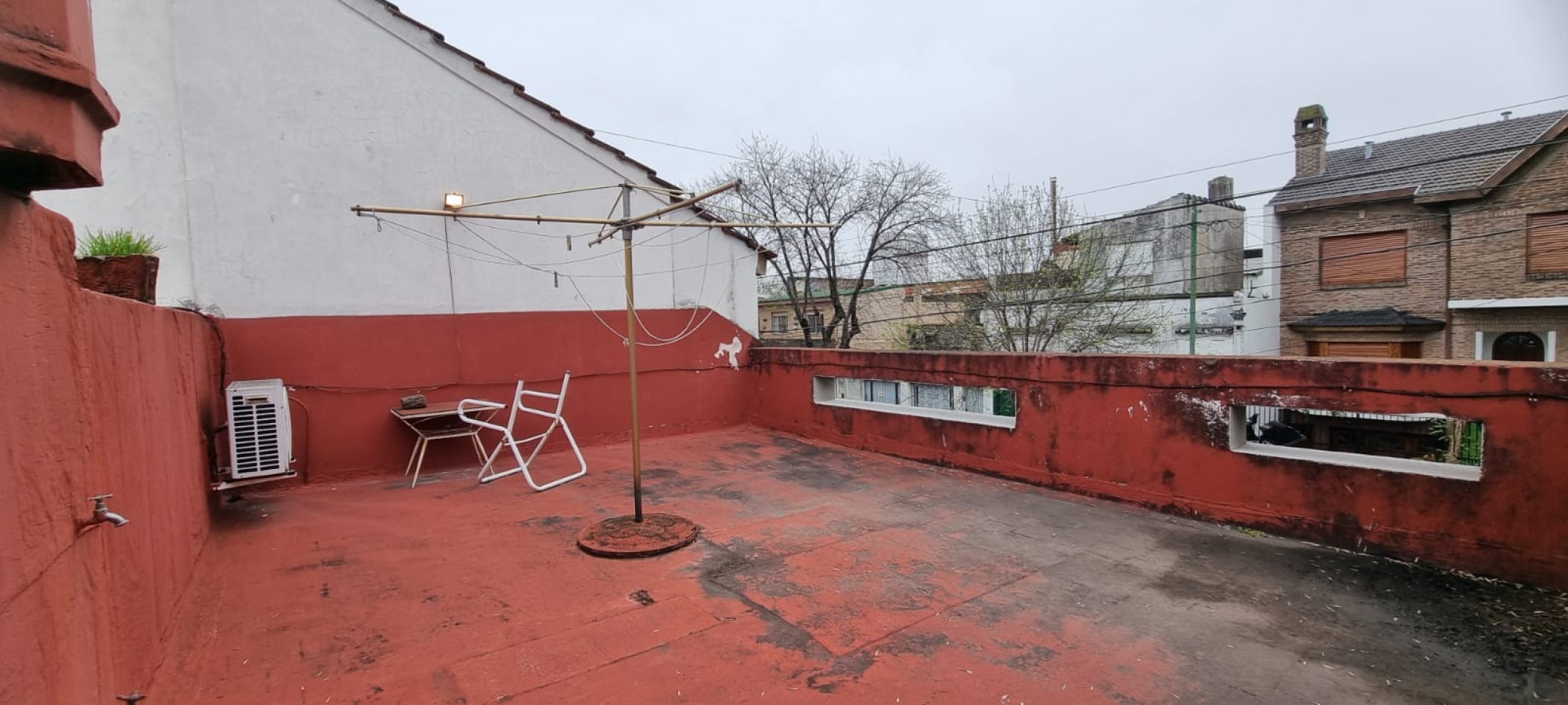 Venta ph tipo casa 4 ambientes con garage en Flores