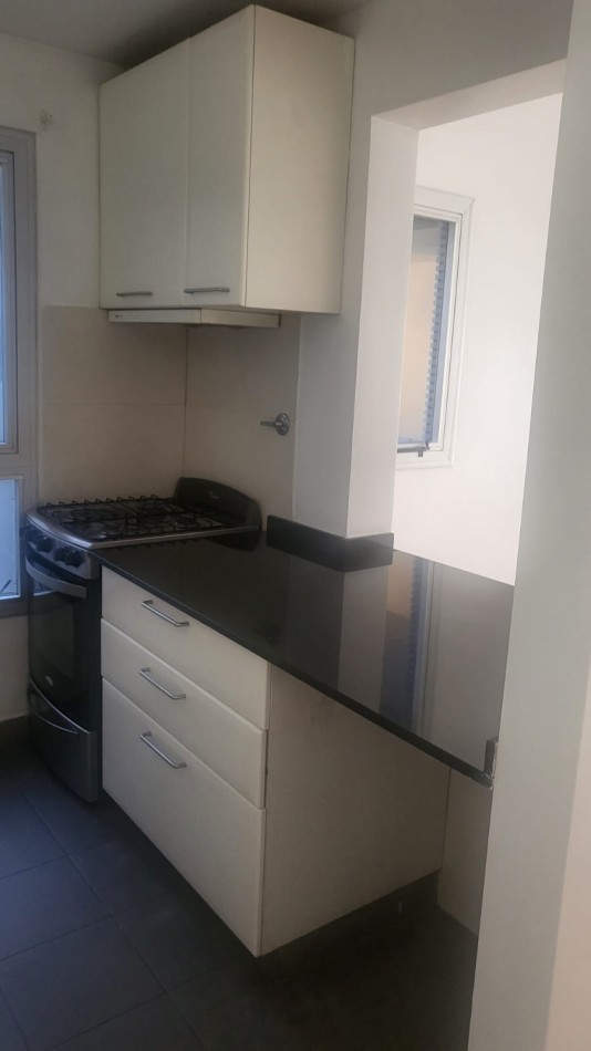 Depto en Alquiler 2 Amb Edificio de Categoria en Caballito