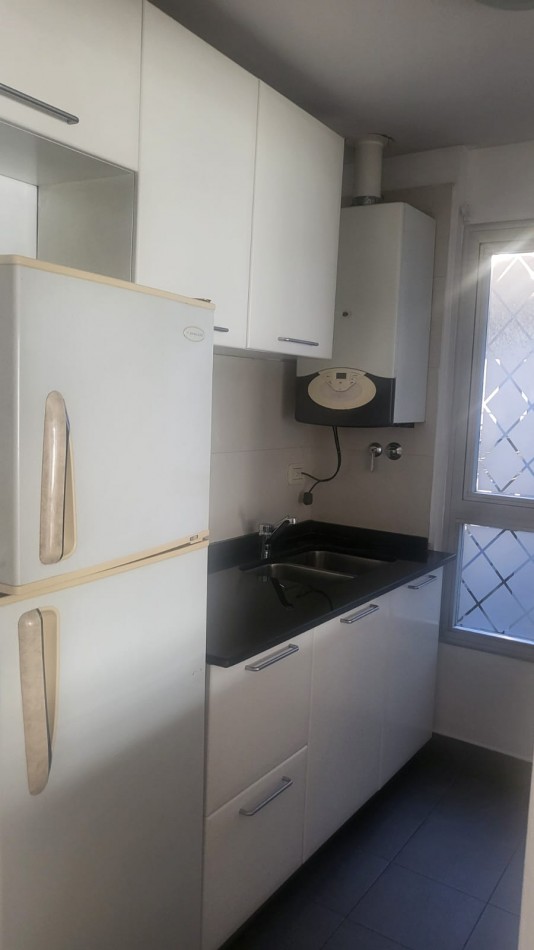 Depto en Alquiler 2 Amb Edificio de Categoria en Caballito