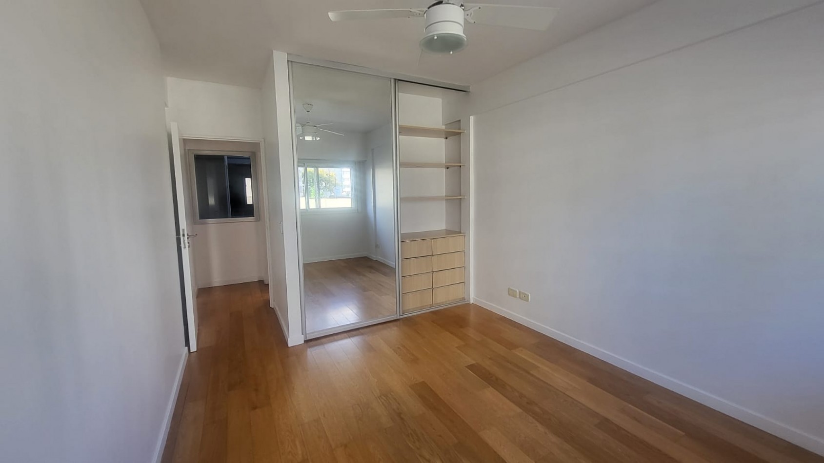 Depto en Alquiler 2 Amb Edificio de Categoria en Caballito