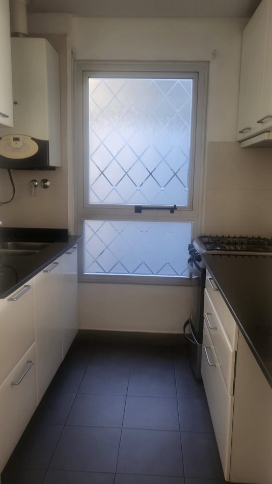 Depto en Alquiler 2 Amb Edificio de Categoria en Caballito