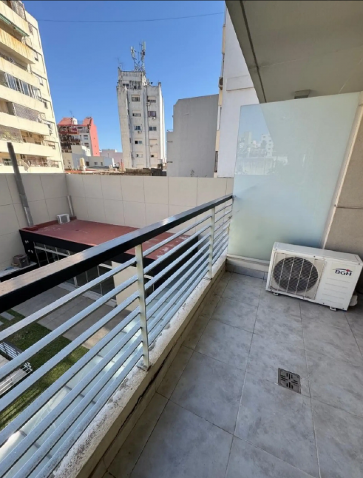Depto en Alquiler 2 Amb Edificio de Categoria en Caballito