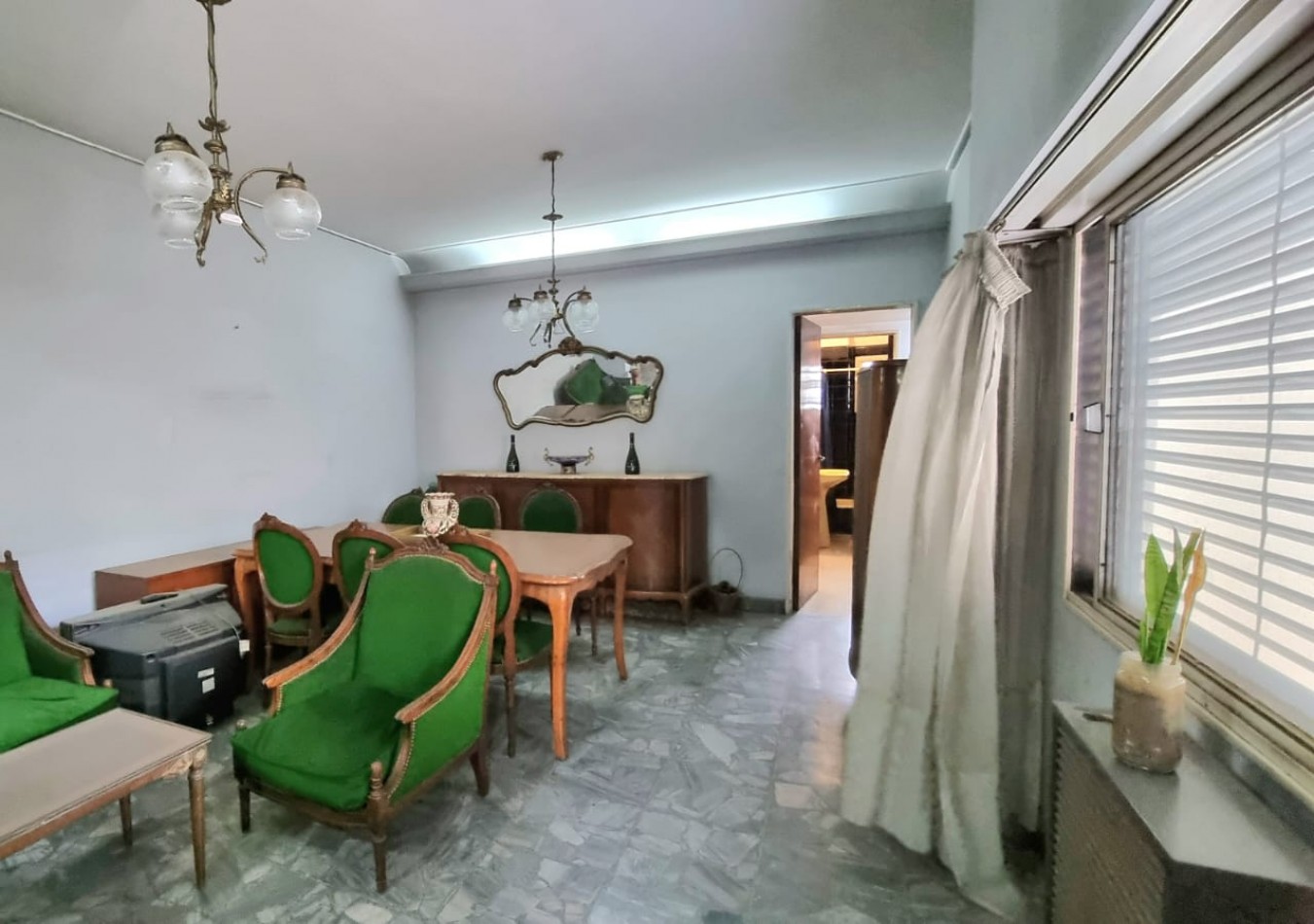Venta ph 5 amb con balcon en Av. Eva Peron 2800, Flores